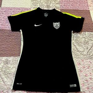 Nike dry fit soccer